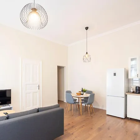 Apartment Lovely By Julia